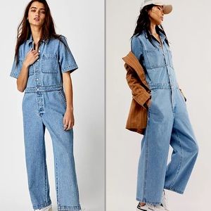 Levi’s Iconic Denim Jumpsuit Coveralls Light Wash XL